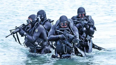 Navy SEALs Their Untold Story izle