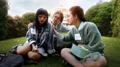 Aşksız Dünya izle