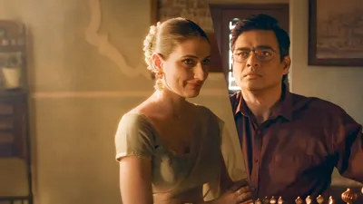 Aap Jaisa Koi izle