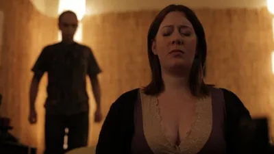 Absentia izle