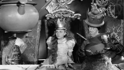Alice Harikalar Diyarında izle