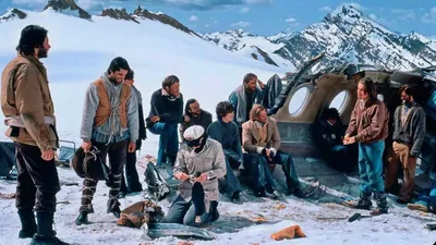 Alive Yaşamak İçin izle