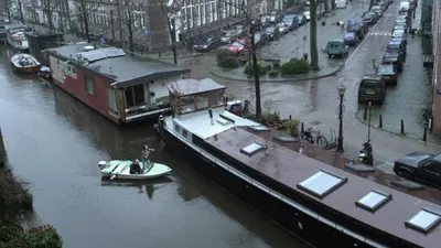 Amsterdam Baskını izle