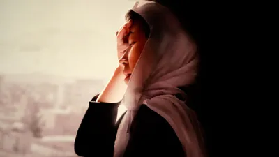 Bread & Roses izle