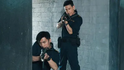 Customs Frontline izle