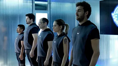 Heroes Wanted izle