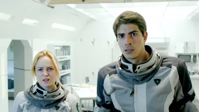 400 Days izle
