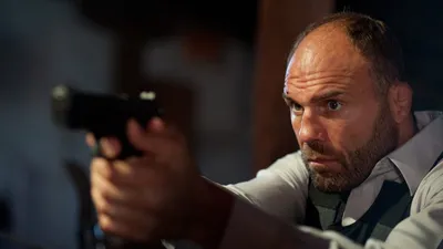 Tehlikeli Uçuş izle