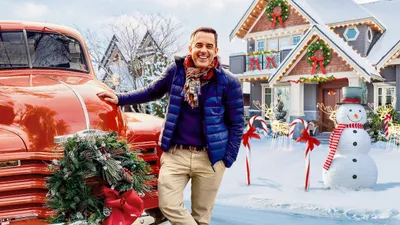 Holiday Home Makeover with Mr. Christmas izle