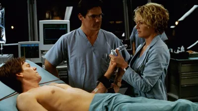 Hollow Man izle