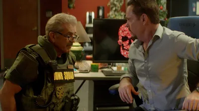 Hot Seat izle