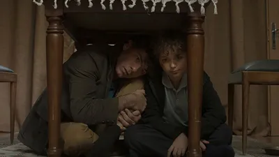 Sadece Farklı izle
