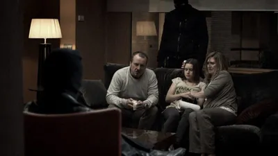 Dehşet Evi izle