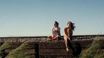 Little Birds izle