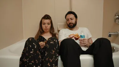 Loose Change izle