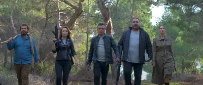 Mahşerin Üç Delisi izle