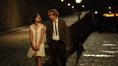 Paris'te Gece Yarısı izle