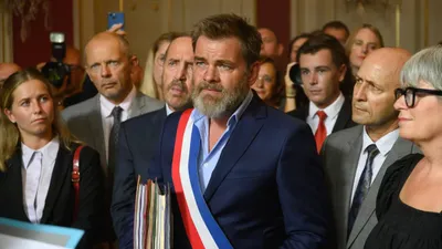 Monsieur le Maire izle