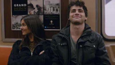 Naomi and Ely's No Kiss List izle