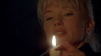 Asla Yabancılarla Konuşma izle