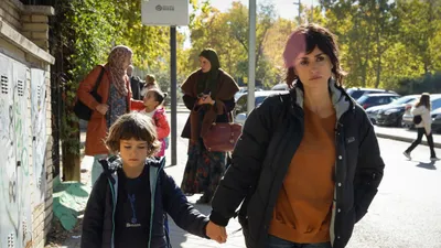 Kenarda izle