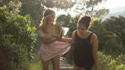 Rahat Kız izle
