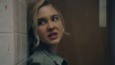 Koş Saklan Dövüş izle