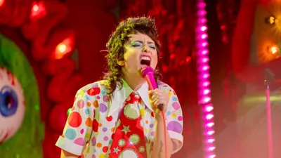 Sarah Squirm Live in the Flesh izle
