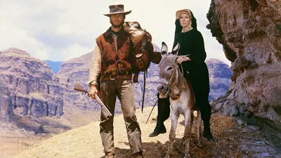 Sara'ya İki Katır izle