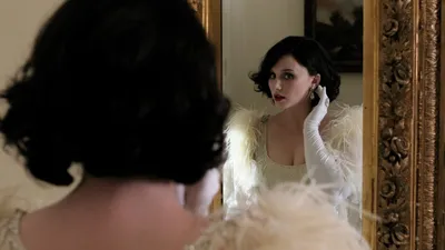 The Loss of a Teardrop Diamond izle