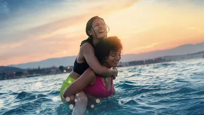 Yüzücüler izle