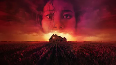 Evinde Biri Var izle