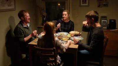 Üzgünüz, Size Ulaşamadık izle