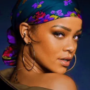 Rihanna adlı kullanıcı